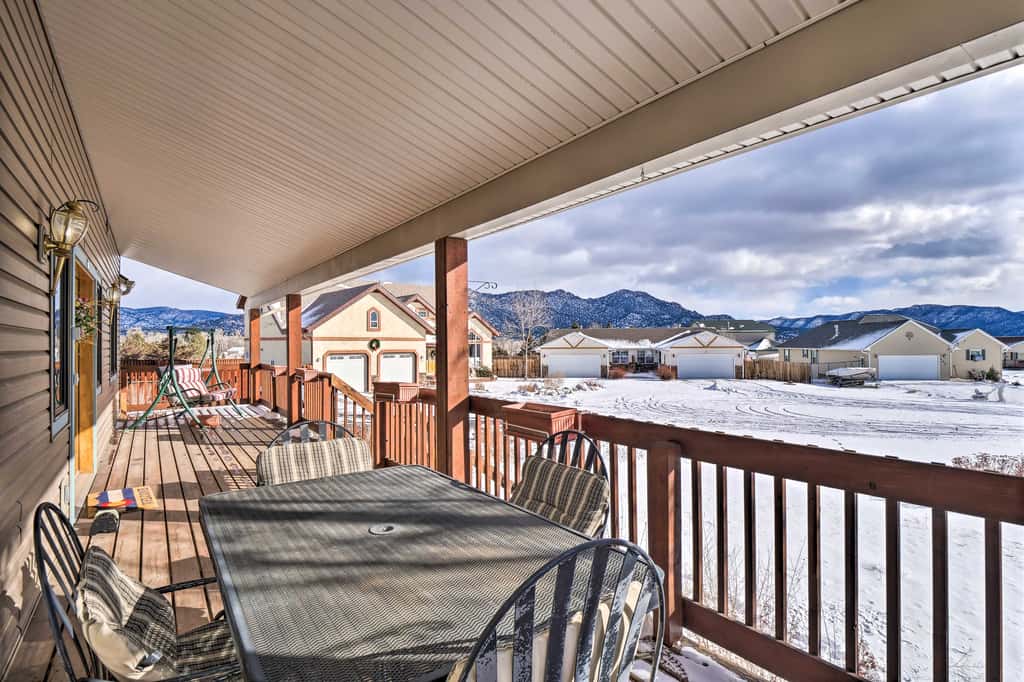 Charming, Spacious & Pet-Friendly Buena Vista Home