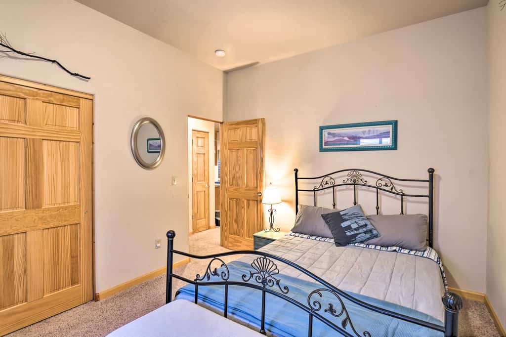 Charming, Spacious & Pet-Friendly Buena Vista Home