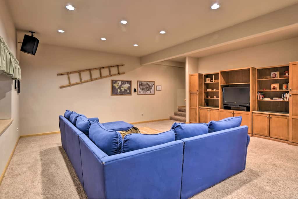 Charming, Spacious & Pet-Friendly Buena Vista Home