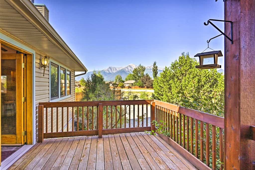 Charming, Spacious & Pet-Friendly Buena Vista Home