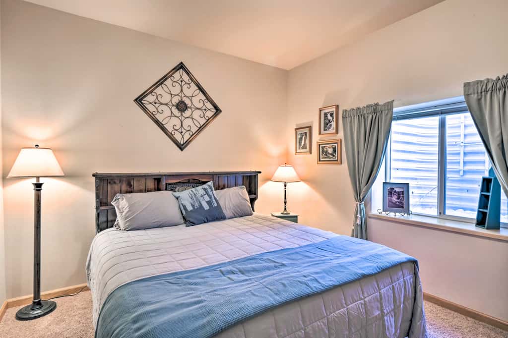 Charming, Spacious & Pet-Friendly Buena Vista Home