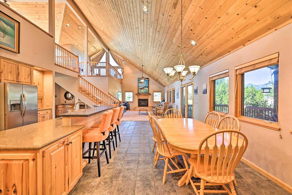 Charming, Spacious & Pet-Friendly Buena Vista Home