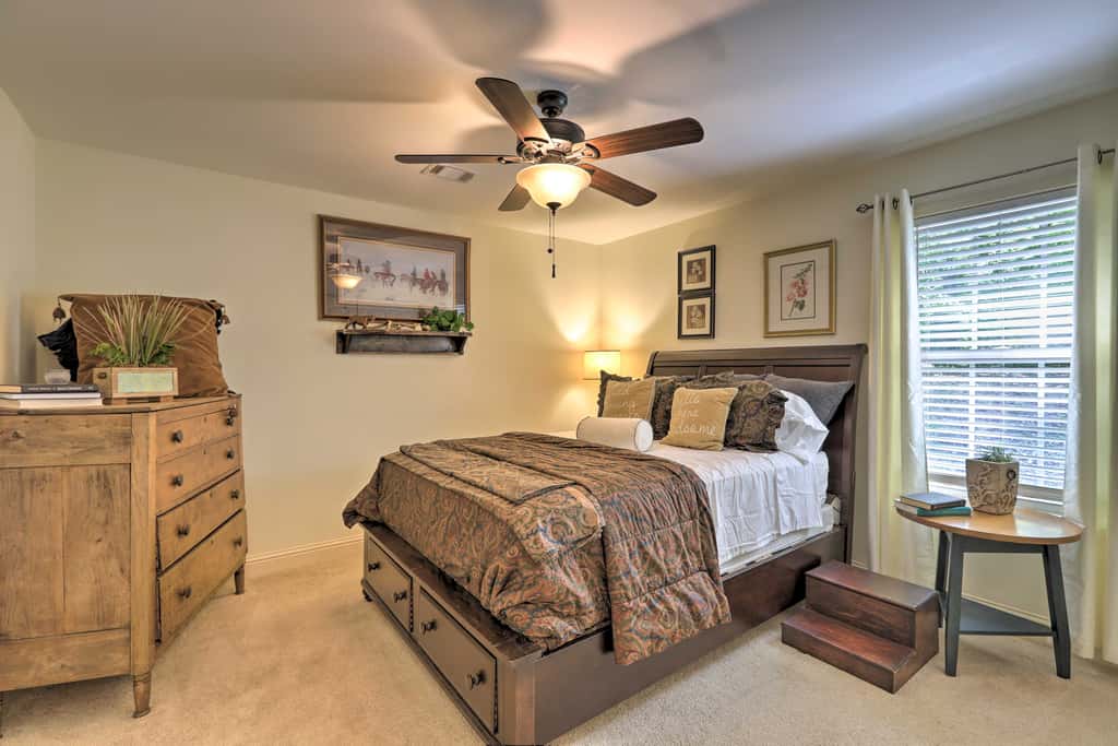 Family-Friendly Home w/ Lake Oconee Access + Patio