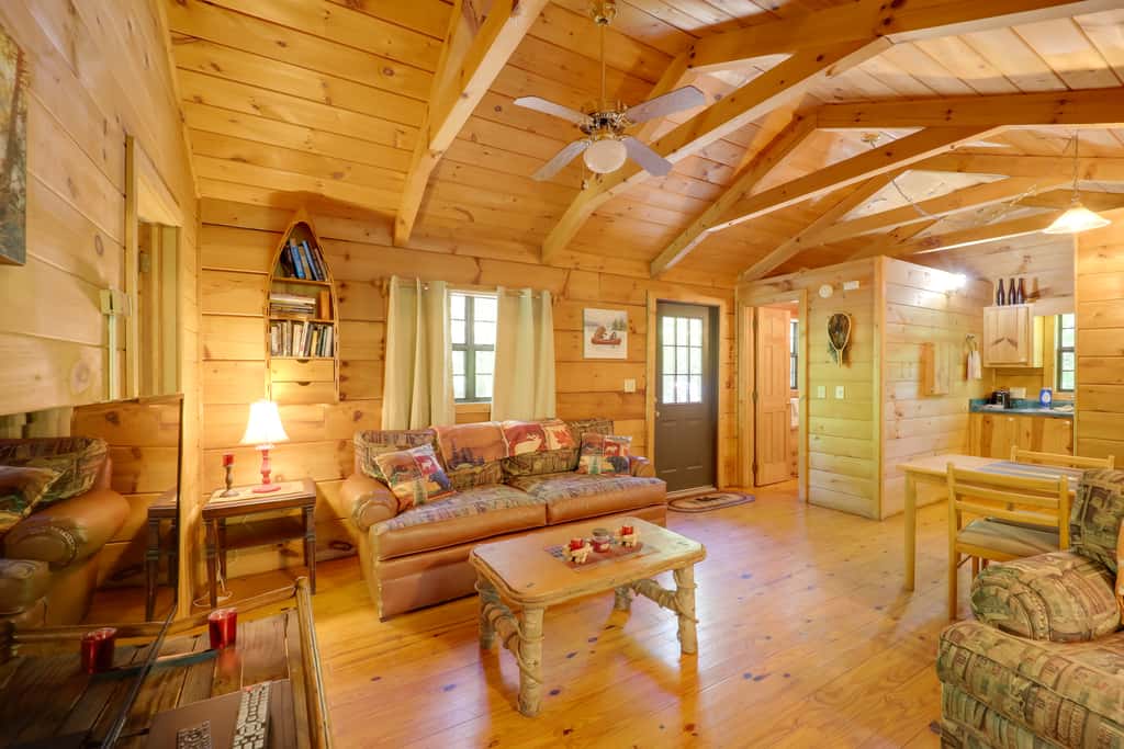 All-Season Sunroom + Hot Tub: Marion Cabin Retreat