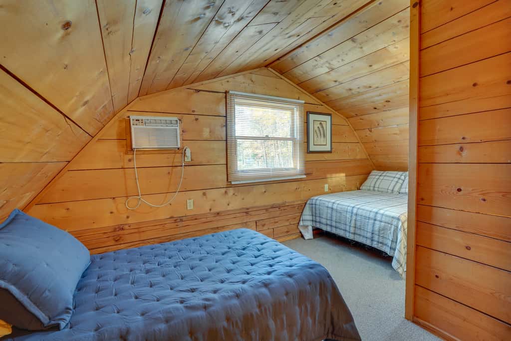 Access to Community Marina! Lake-View Murray Cabin