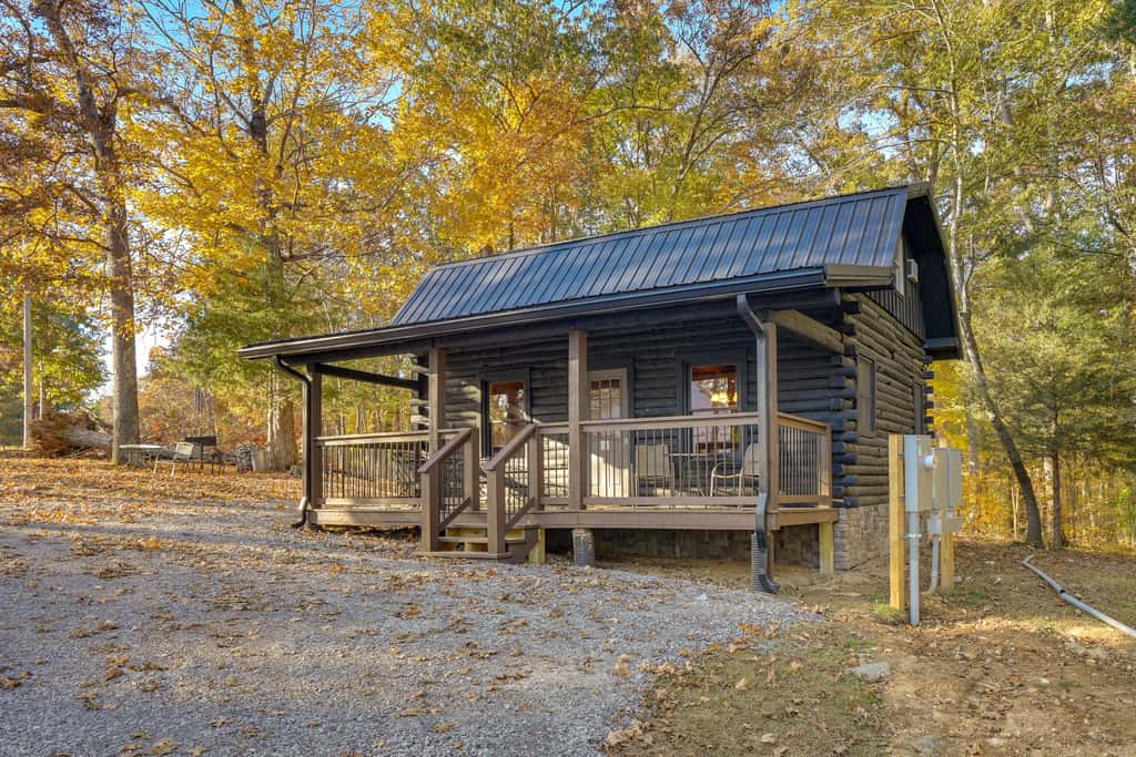 Access to Community Marina! Lake-View Murray Cabin