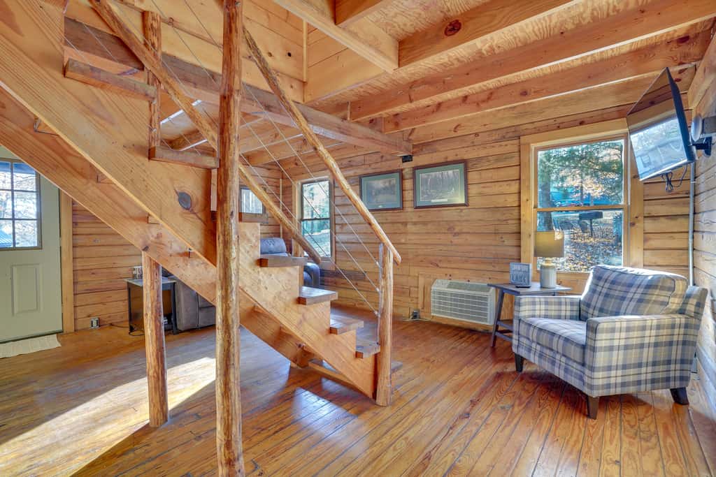 Access to Community Marina! Lake-View Murray Cabin