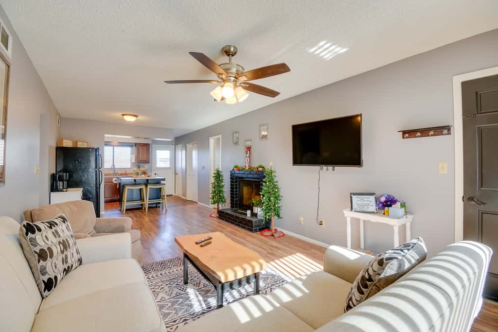 1 Mi to Museum: Pet-Friendly Prescott Condo