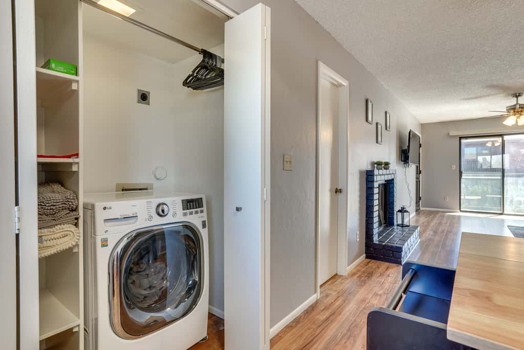 1 Mi to Museum: Pet-Friendly Prescott Condo