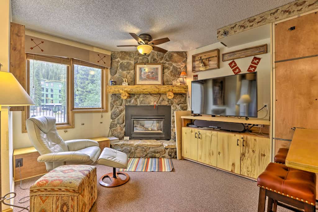 Ski-In/Ski-Out Studio at Winter Park Base!
