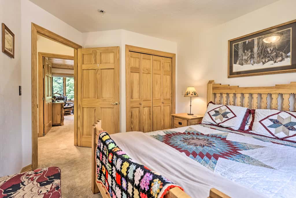 Alpine Escape w/ Mtn Views in Blue River!