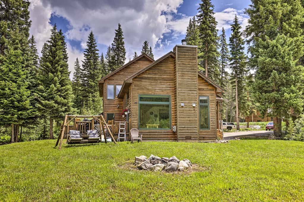 Alpine Escape w/ Mtn Views in Blue River!
