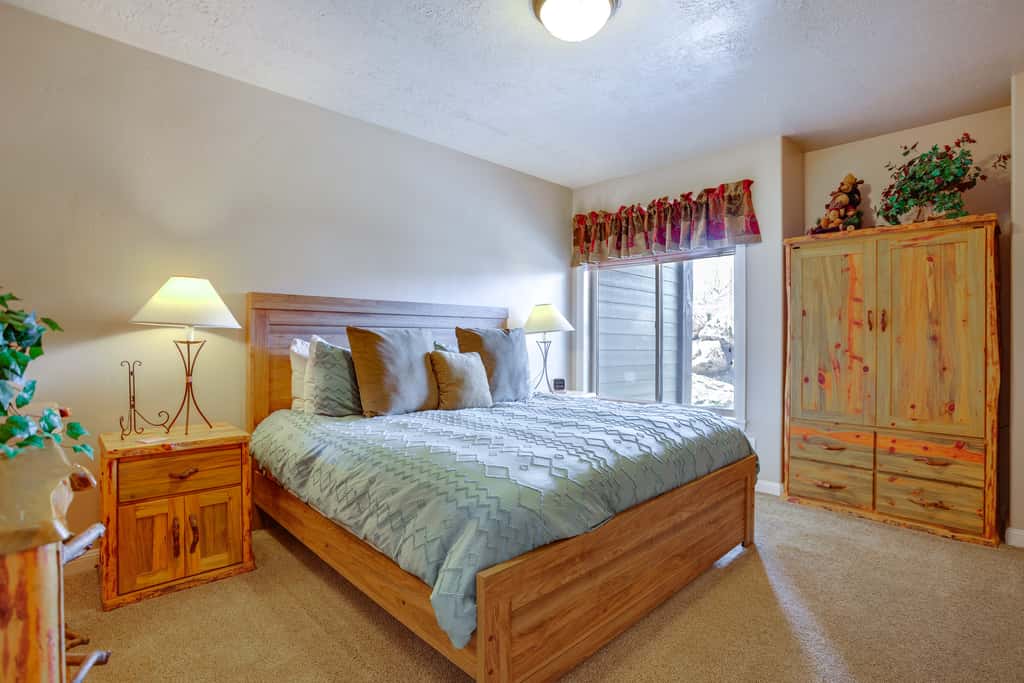 High-End Huntsville Condo w/ Private Hot Tub!