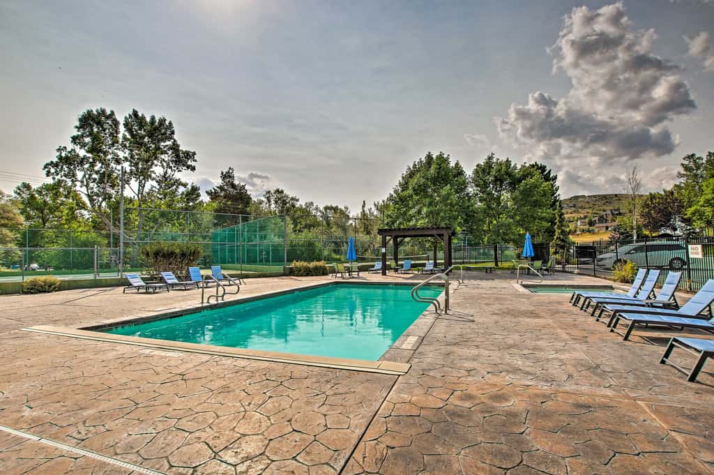 High-End Huntsville Condo w/ Private Hot Tub!