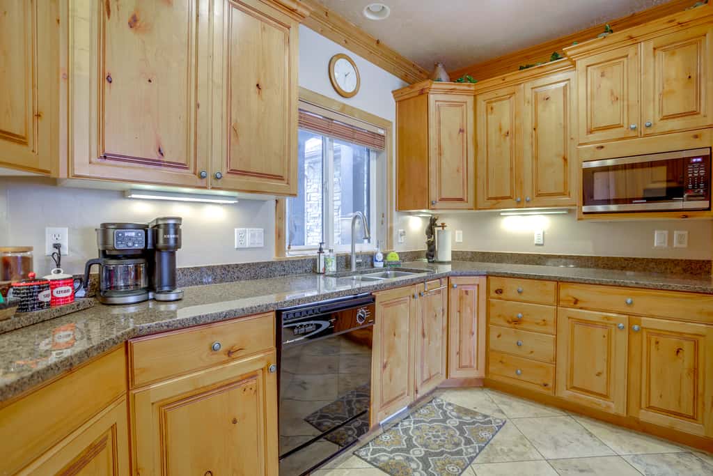 High-End Huntsville Condo w/ Private Hot Tub!