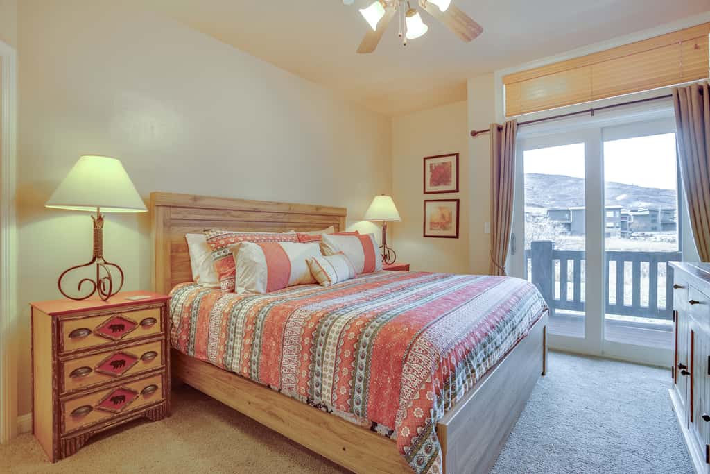 High-End Huntsville Condo w/ Private Hot Tub!