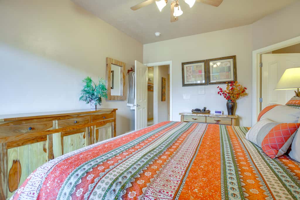 High-End Huntsville Condo w/ Private Hot Tub!