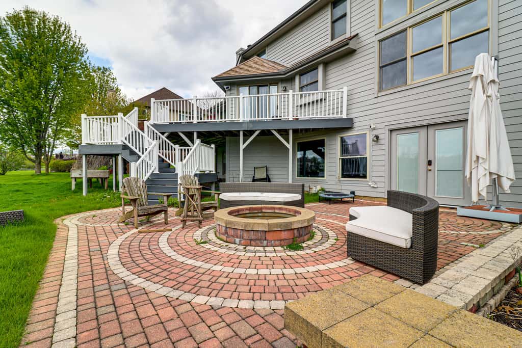 5 Mi to U of M! Bright Family Getaway w/ Patio
