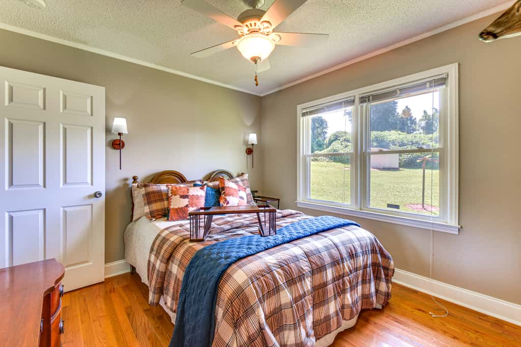 8 Mi to Clemson: Peaceful Family Home w/ Yard