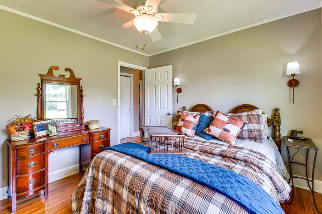 8 Mi to Clemson: Peaceful Family Home w/ Yard