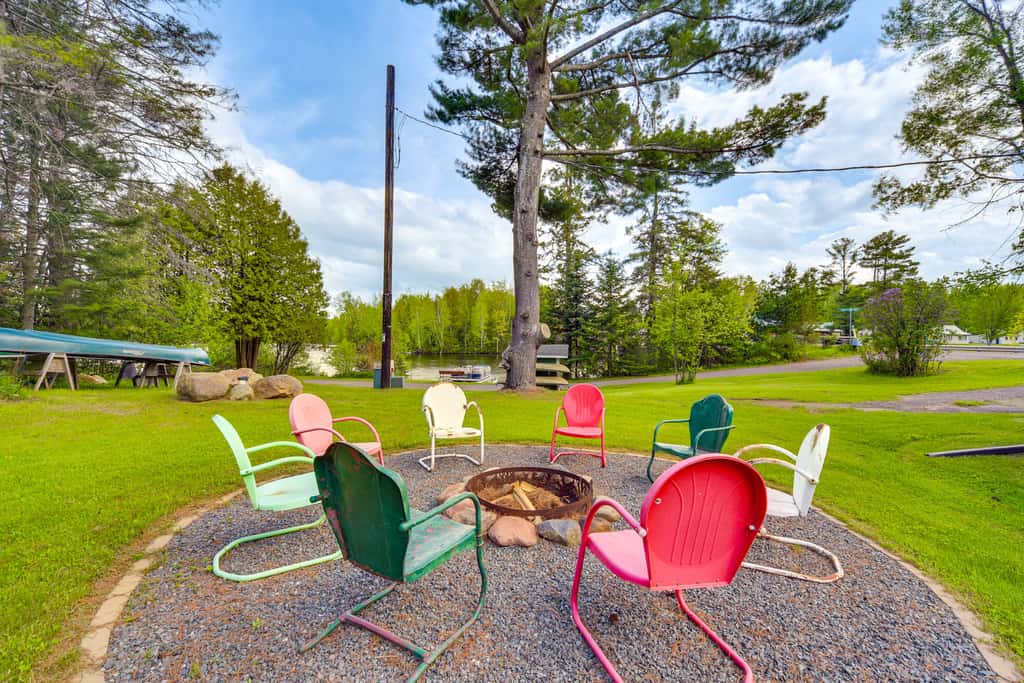 Hayward Retreat on the Chippewa Flowage w/ Dock!