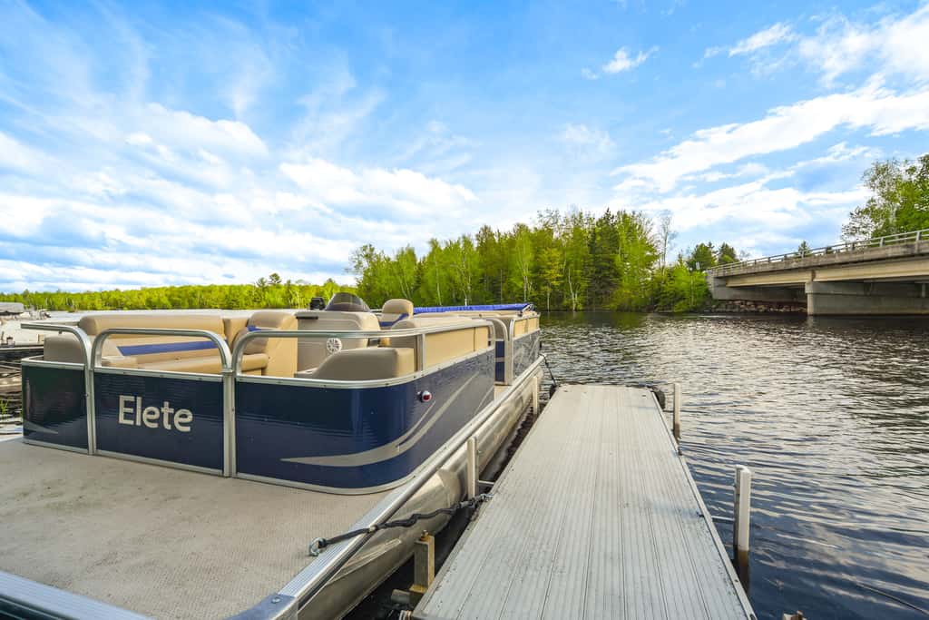 Hayward Retreat on the Chippewa Flowage w/ Dock!