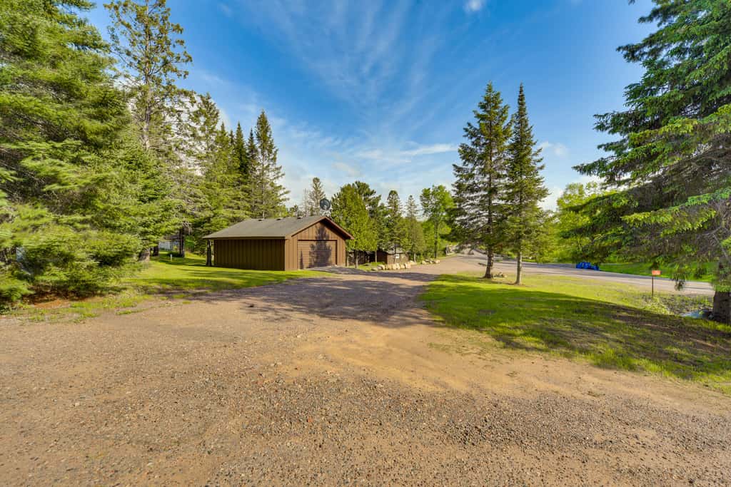 Hayward Retreat on the Chippewa Flowage w/ Dock!