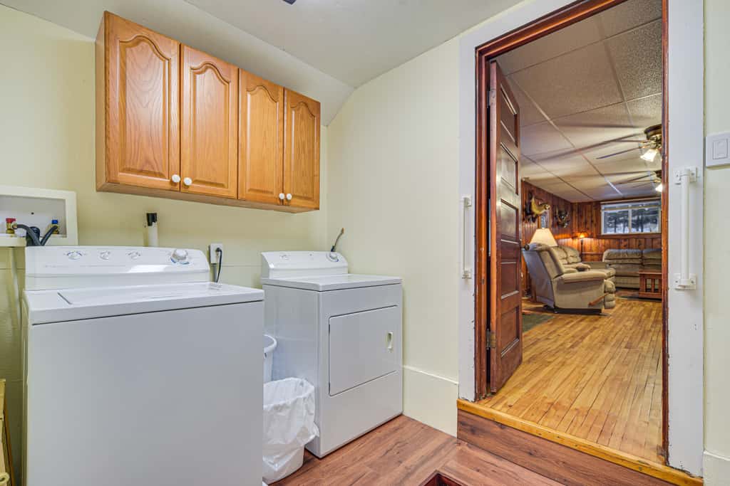 Hayward Retreat on the Chippewa Flowage w/ Dock!