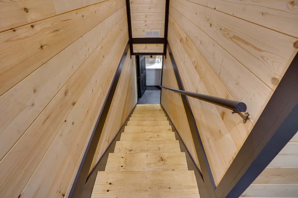 Steps to Lake! Pet-Friendly Murray Retreat w/ Deck