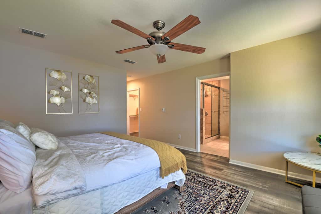 Spacious Granbury Home w/ Lakefront Outdoor Oasis!