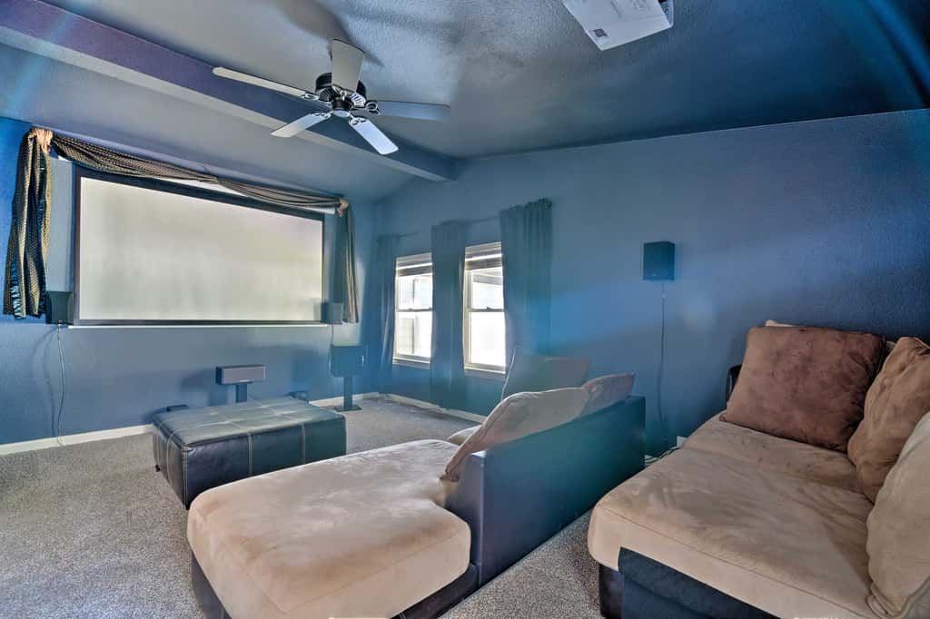 Spacious Granbury Home w/ Lakefront Outdoor Oasis!