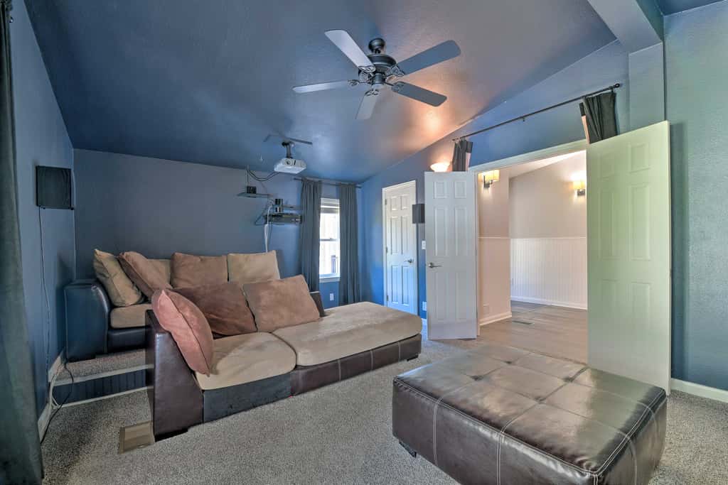 Spacious Granbury Home w/ Lakefront Outdoor Oasis!