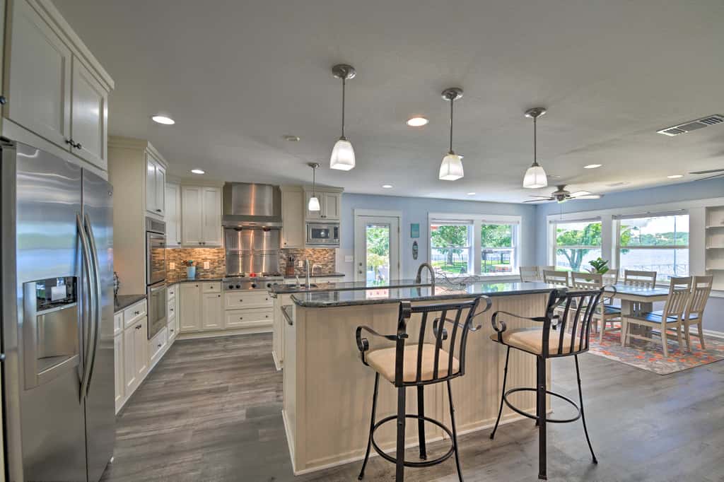 Spacious Granbury Home w/ Lakefront Outdoor Oasis!