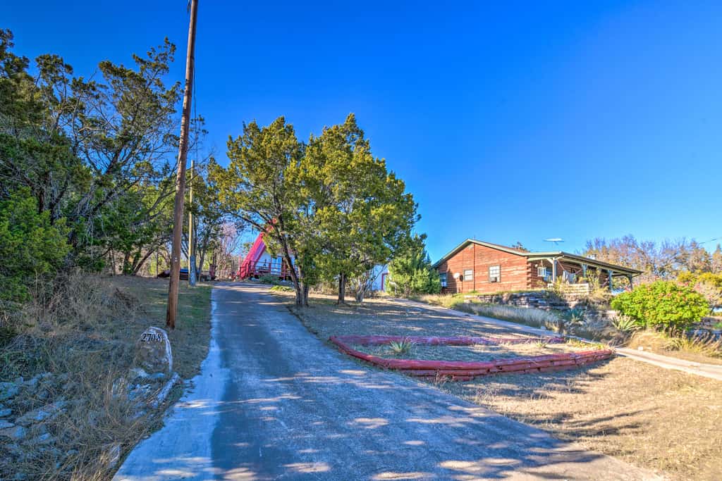 Steps to Lake! Charming Cabin: Pool Access & Decks