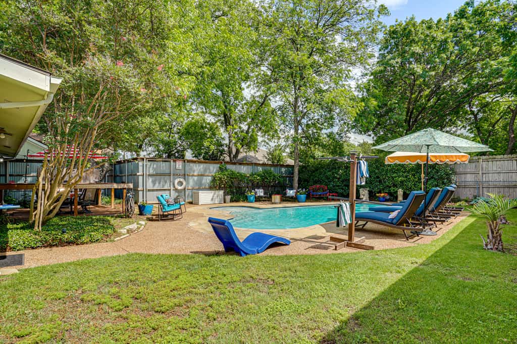 5 Mi to Will Rogers Center! Private Oasis w/ Grill