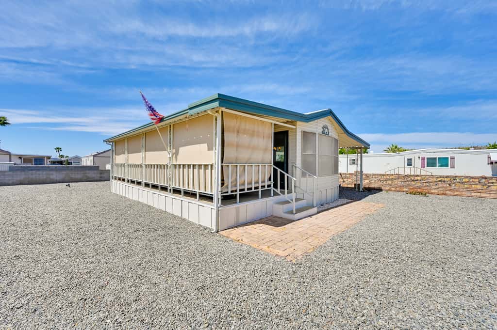Pet-Friendly Vacation Rental in Yuma with Grill!