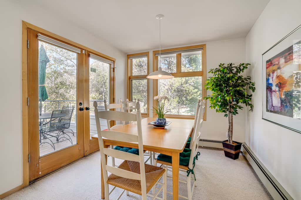 Mtn-View Deck, Workspace! Walkable Frisco Condo