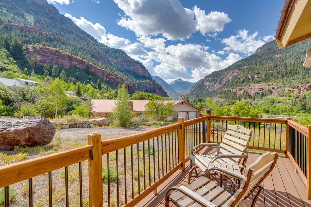 Stunning Ouray Escape w/ Panoramic Mountain Views!
