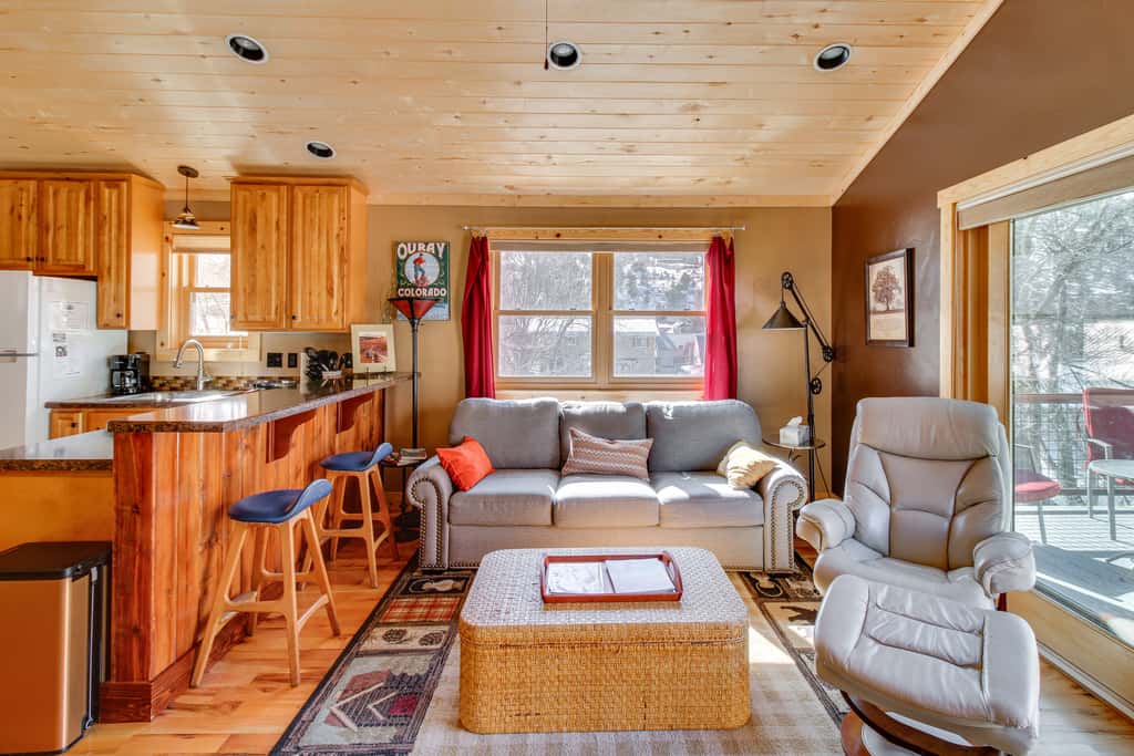 Cozy Ouray Hideaway: Mountain Views, Steps to Main