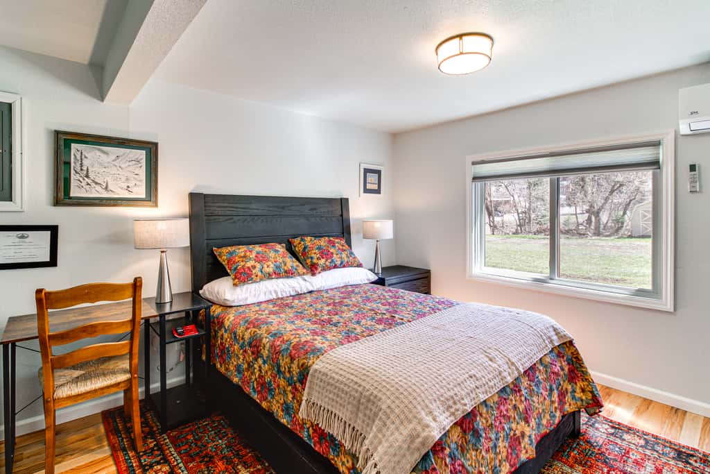 Downtown Ouray Apt w/ River & Mountain Views!