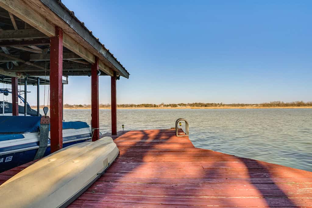 5 Mi to Granbury Square: Waterfront Escape w/ Dock