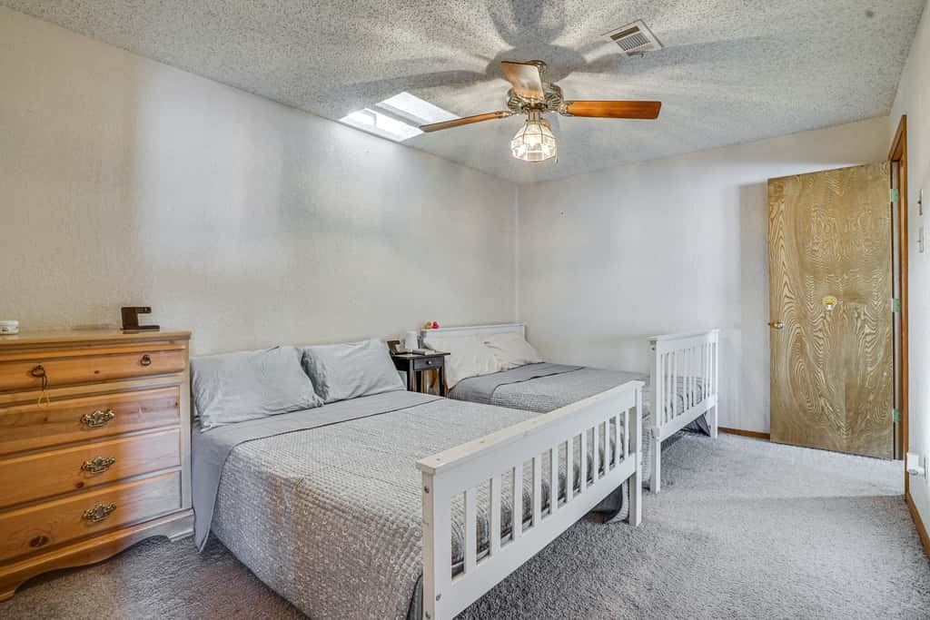 5 Mi to Granbury Square: Waterfront Escape w/ Dock