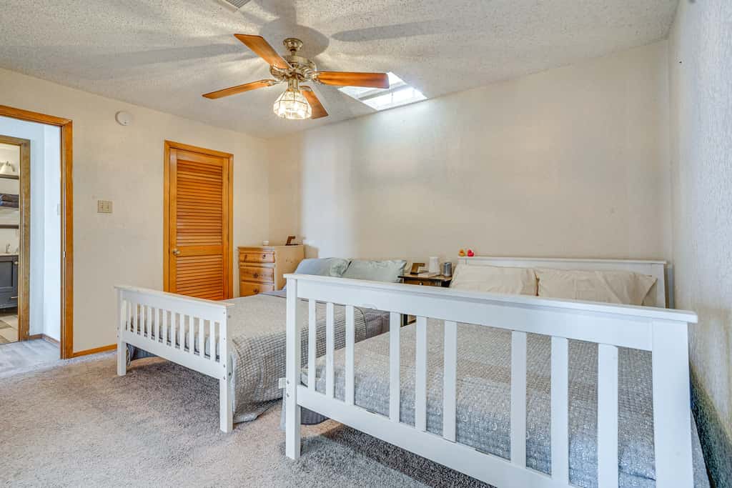 5 Mi to Granbury Square: Waterfront Escape w/ Dock
