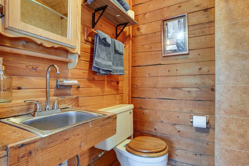 5 Mi to Granbury Square: Waterfront Escape w/ Dock