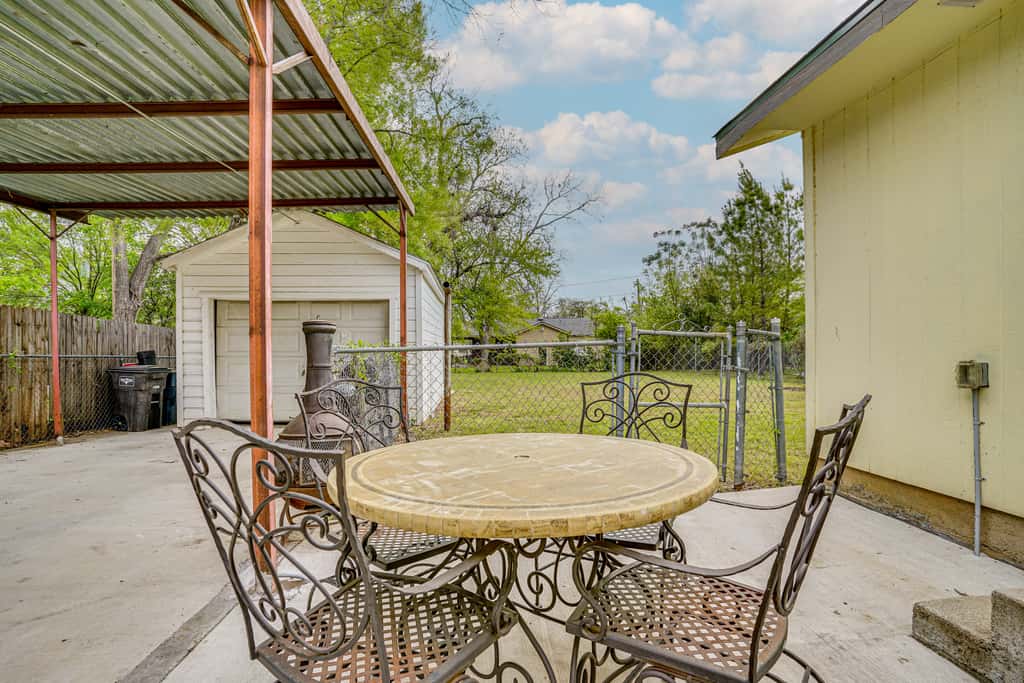 Family + Pet Friendly: Fort Worth Home Near TCU!