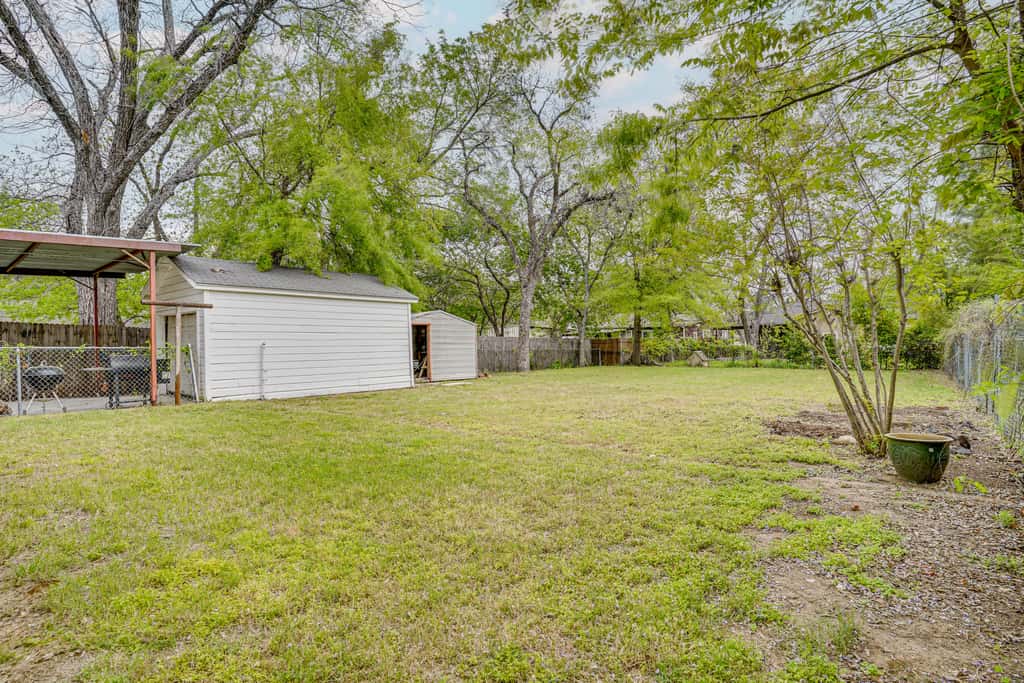 Family + Pet Friendly: Fort Worth Home Near TCU!