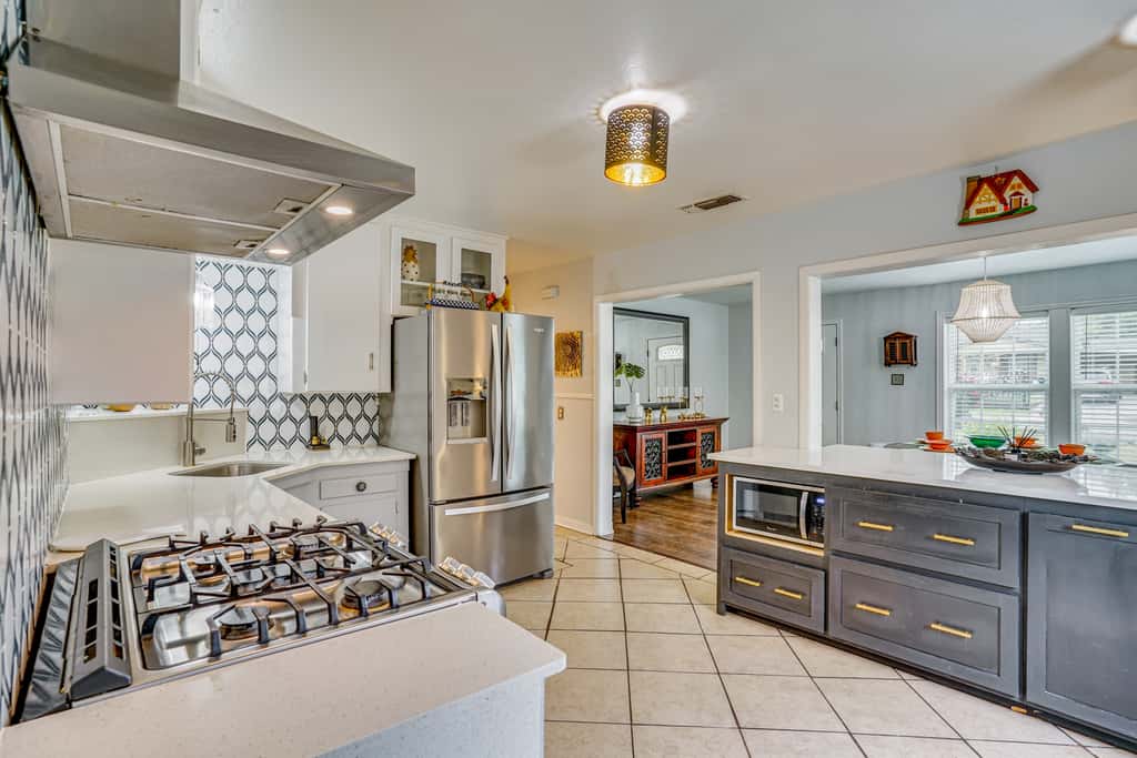 Family + Pet Friendly: Fort Worth Home Near TCU!