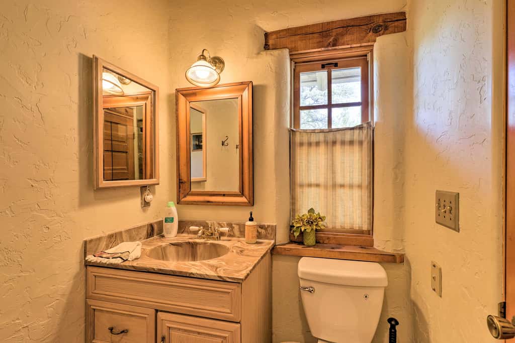 Hike & Relax: Prescott Studio w/ Thumb Butte Views