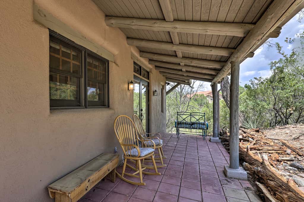 Hike & Relax: Prescott Studio w/ Thumb Butte Views
