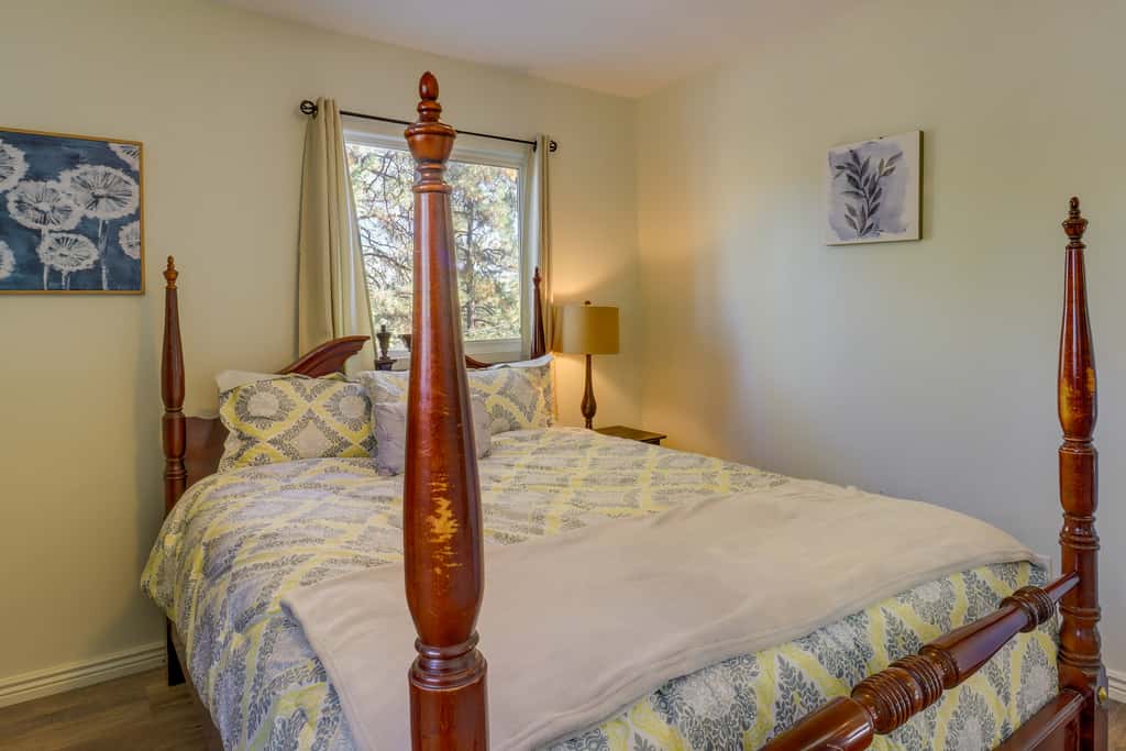 2 Mi to Dtwn: Prescott Gem w/ Patio & Views!